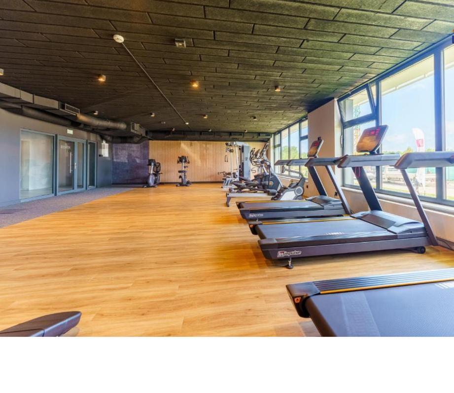 Kolobrzeg Apartamenty Polanki Aqua Z Bezplatnym Basenem, Bawialnia, Parkingiem I Fitness Екстер'єр фото
